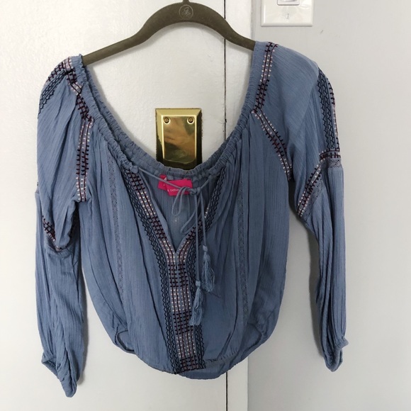 Long Sleeve Boho Crop Top - Picture 2 of 4